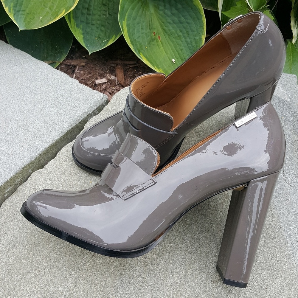 Calvin Klein Kathryn grey patent heeled loafer